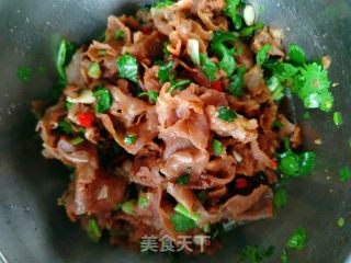 凉拌肥牛卷的做法步骤：11