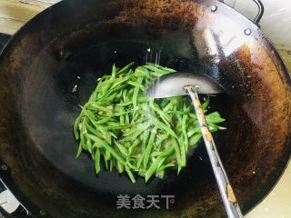 清炒刀豆的做法步骤：7