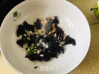 虾皮紫菜蛋花汤的做法步骤：1