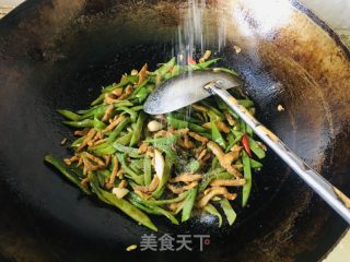 刀豆炒肉丝的做法步骤：12