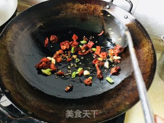干辣椒烧南瓜的做法步骤：3