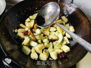 干辣椒烧南瓜的做法步骤：5