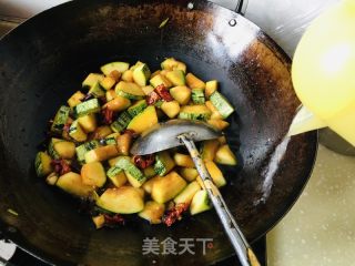 干辣椒烧南瓜的做法步骤：7