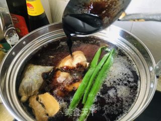 卤味肘子的做法步骤：11