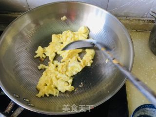苦瓜炒鸡蛋的做法步骤：4