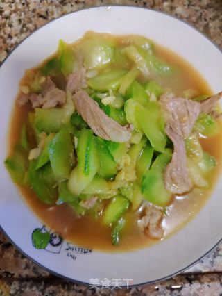 丝瓜炒瘦肉的做法