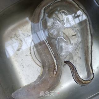 照烧鳗鱼的做法步骤：1