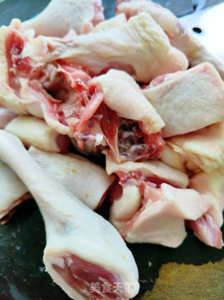 鸭肉粉丝煲的做法步骤：2