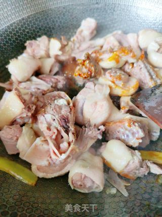 鸭肉粉丝煲的做法步骤：8