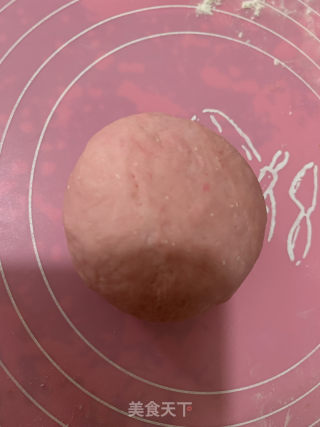 粉粉的少女心面包（手揉）的做法步骤：8