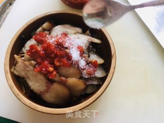 茶树菇蒸腊肉的做法步骤：5