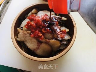 茶树菇蒸腊肉的做法步骤：6