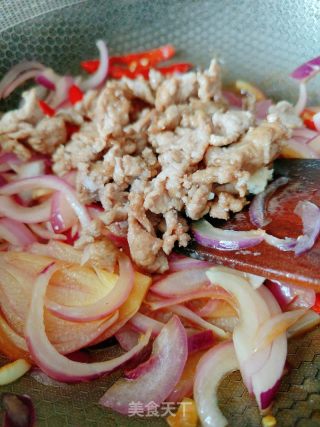 牛肉炒洋葱的做法步骤：10