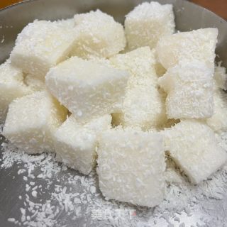 椰蓉牛奶小方的做法步骤：3