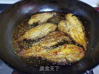 蒲烧鱼柳的做法步骤：10