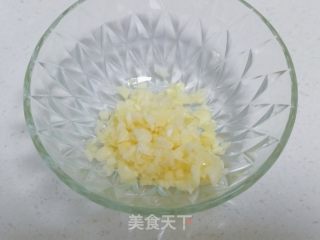 蒜蓉粉丝蒸丝瓜的做法步骤：4