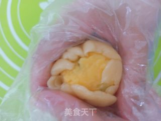 奶黄馅月饼的做法步骤：13