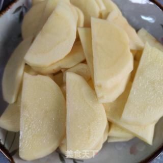 五花肉炒三色的做法步骤：2
