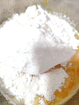 奶黄馅流心月饼的做法步骤：16