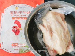 奥尔良烤鸡的做法步骤：1