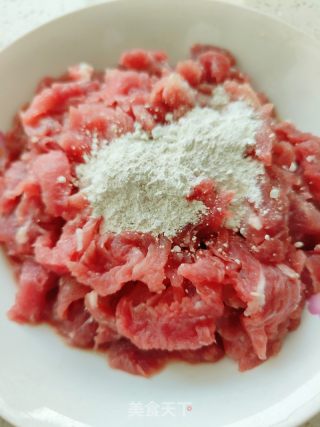 秋葵炒牛肉的做法步骤：4