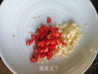 腐竹拌木耳的做法步骤：3