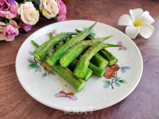 椒盐烤秋葵的做法步骤：5