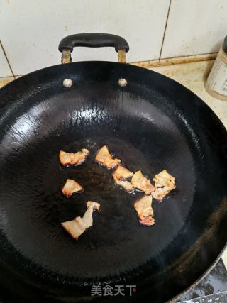 五花肉炒花菜的做法步骤：6
