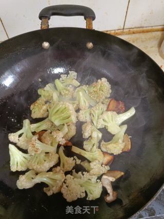 五花肉炒花菜的做法步骤：8