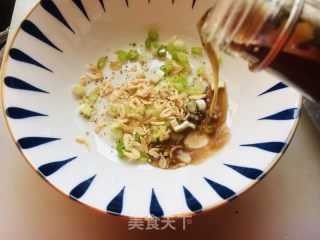 酸汤水饺的做法步骤：3