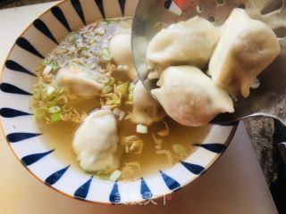 酸汤水饺的做法步骤：5
