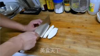 西红柿鸡蛋猫耳朵的做法步骤：2