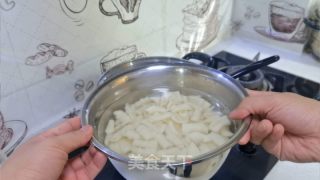 西红柿鸡蛋猫耳朵的做法步骤：13