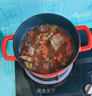 黄金菇排骨汤的做法步骤：7