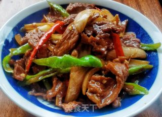 洋葱炒牛肉的做法