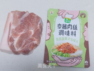 京酱肉丝的做法步骤：1