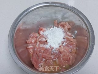 京酱肉丝的做法步骤：4