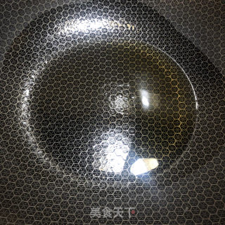 川贝香油煎鸡蛋的做法步骤：1