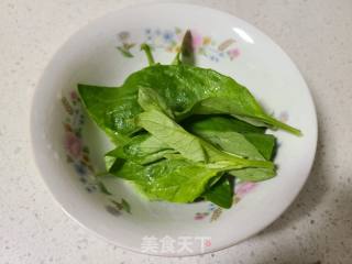明月草小葱鸡蛋煎饼的做法步骤：1