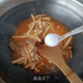 虾油炒韭苔白玉菇的做法步骤：10