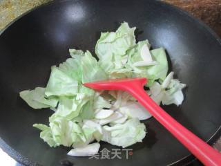茭白包心菜炒荞麦面疙瘩的做法步骤：5