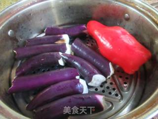 红椒拌茄子的做法步骤：3