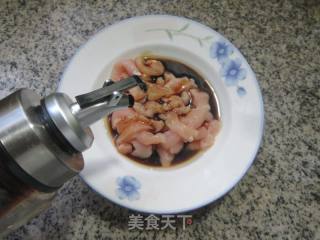 鸡胸肉炒扁豆的做法步骤：3