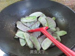 鸡胸肉炒扁豆的做法步骤：7