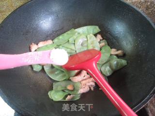 鸡胸肉炒扁豆的做法步骤：10