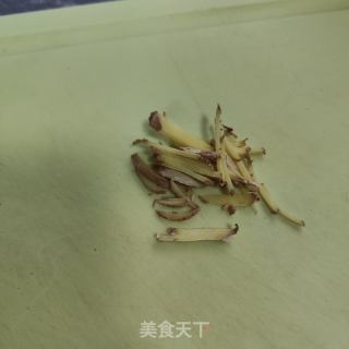 香菇烧鸡腿的做法步骤：3