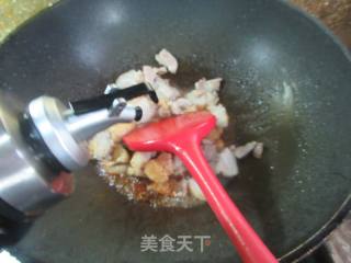 五花肉炒鱿鱼的做法步骤：8