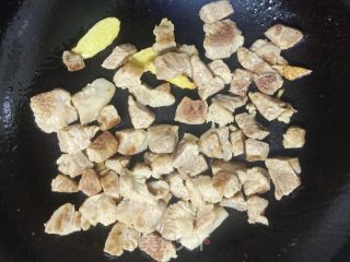 蜜汁红烧肉的做法步骤：5