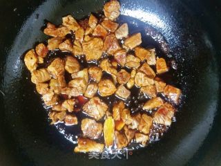 蜜汁红烧肉的做法步骤：7