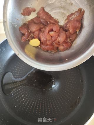 肉片炒菜花的做法步骤：5